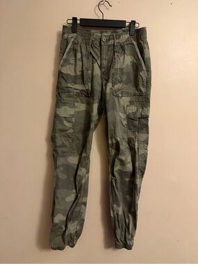 Women's Camo Cargo Pants - Olive Green